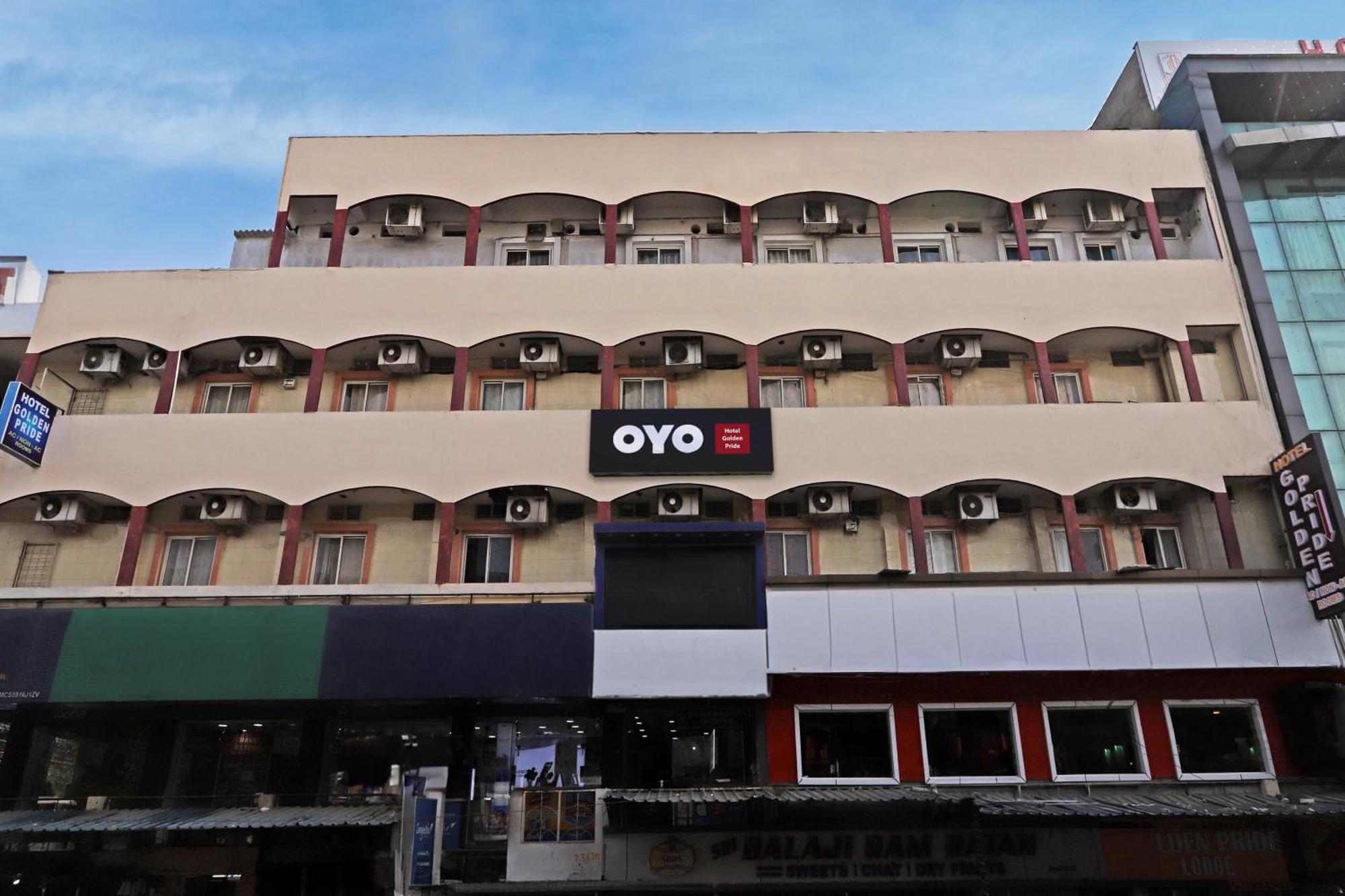 OYO 29087 Hotel Golden Pride Shamshabad Buitenkant foto